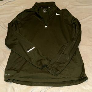 Men’s Nike dark green quarter zip medium